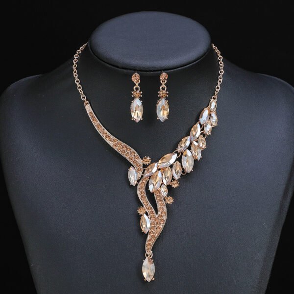 💎 The Classic Diamond Cut Royal Set-with wooden box