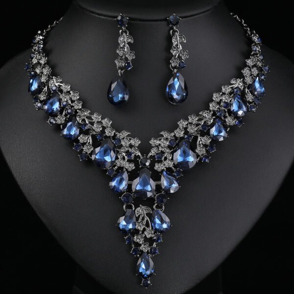 💎 Ultimate Glam Diamond Cut Necklace-with wooden box